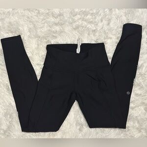 Fast and Free High-Rise Thermal Tight 28"
Pockets